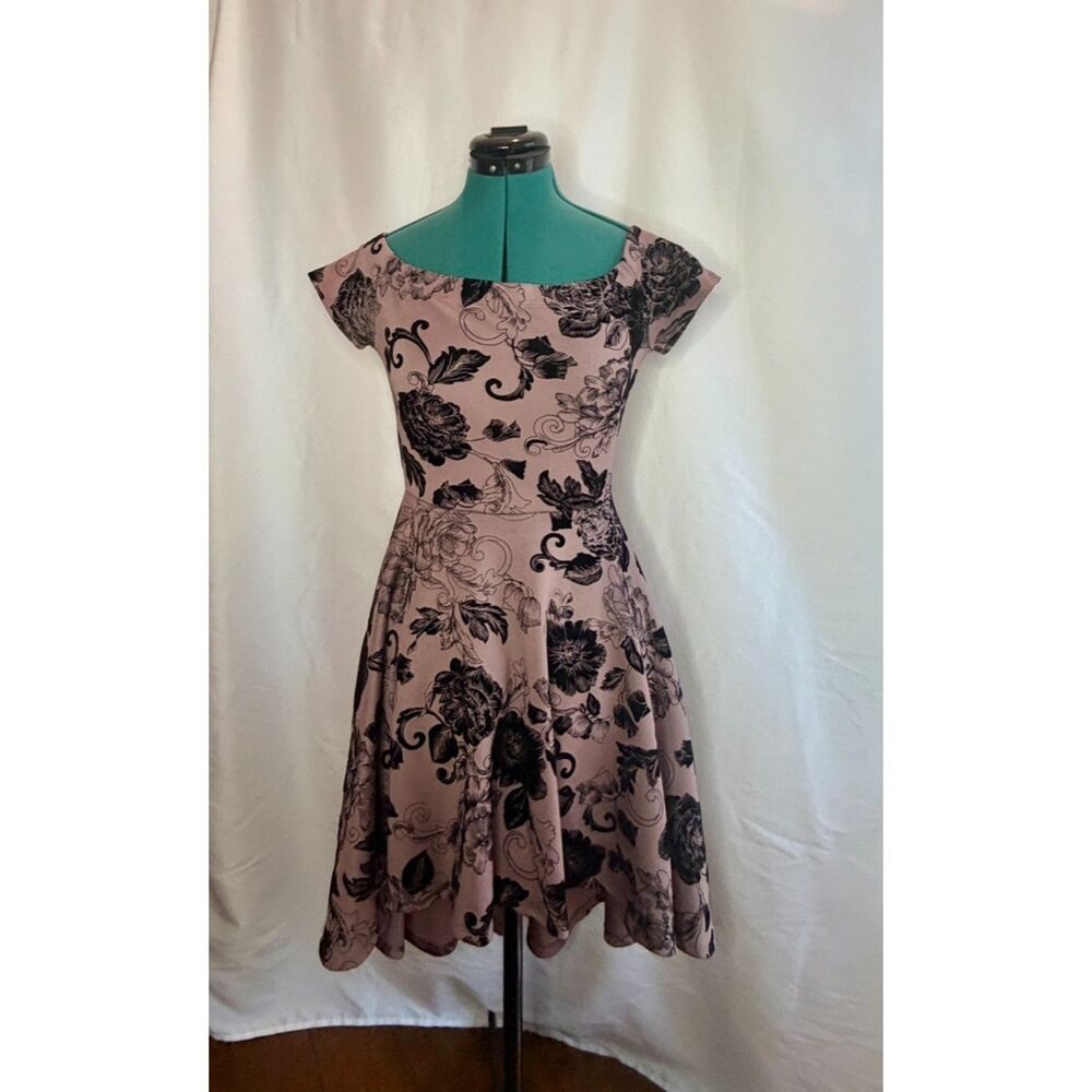 Lovely Day Hi Low mauve floral fit and flare skater dress. Size medium